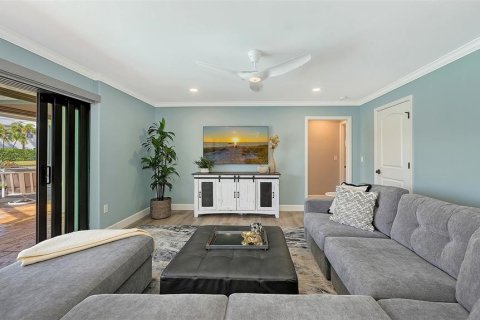 House in Longboat Key, Florida 4 bedrooms, 236.9 sq.m. № 2094604 - photo 10