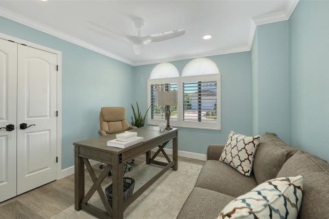 House in Longboat Key, Florida 4 bedrooms, 236.9 sq.m. № 2094604 - photo 22