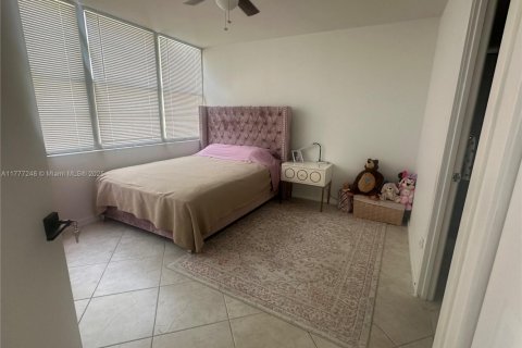 Купить кондоминиум в Авентура, Флорида 2 спальни, 116.22м2, № 1991833 - фото 13