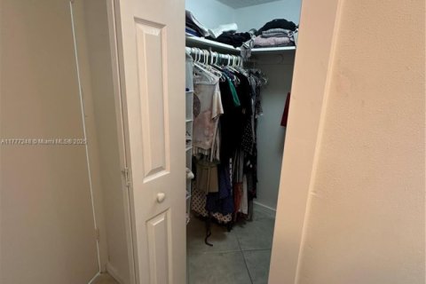 Купить кондоминиум в Авентура, Флорида 2 спальни, 116.22м2, № 1991833 - фото 17