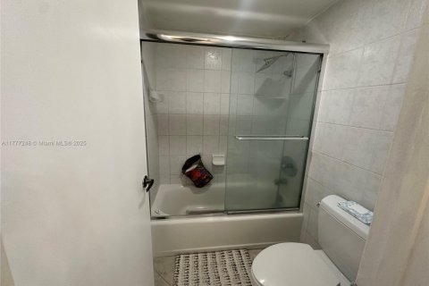 Купить кондоминиум в Авентура, Флорида 2 спальни, 116.22м2, № 1991833 - фото 18