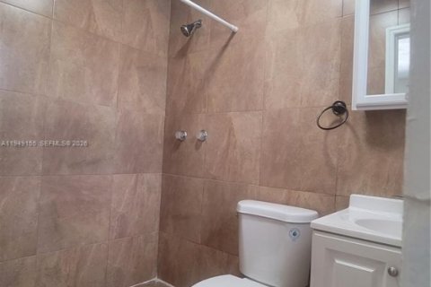 Снять в аренду виллу или дом в Эль Портал, Флорида 1 спальня, 60.39м2, № 2004900 - фото 11