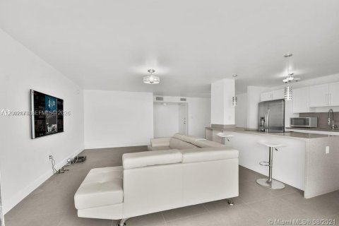 Copropriété à louer à Aventura, Floride: 2 chambres, 145.39 m2 № 2066387 - photo 18