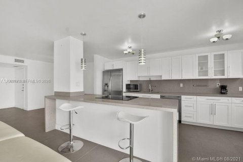 Copropriété à louer à Aventura, Floride: 2 chambres, 145.39 m2 № 2066387 - photo 8