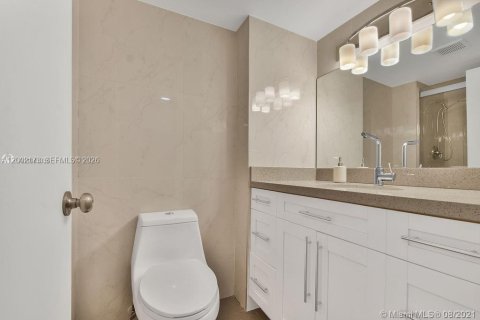 Copropriété à louer à Aventura, Floride: 2 chambres, 145.39 m2 № 2066387 - photo 27