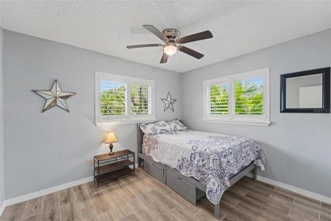 House in Palm Harbor, Florida 2 bedrooms, 105.17 sq.m. № 2230769 - photo 20