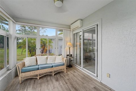 House in Palm Harbor, Florida 2 bedrooms, 105.17 sq.m. № 2230769 - photo 23