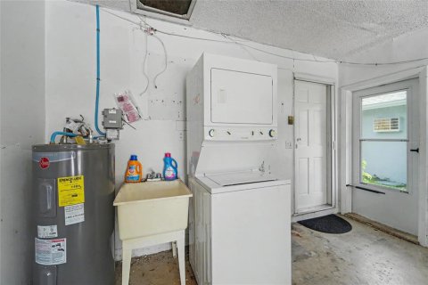House in Palm Harbor, Florida 2 bedrooms, 105.17 sq.m. № 2230769 - photo 27