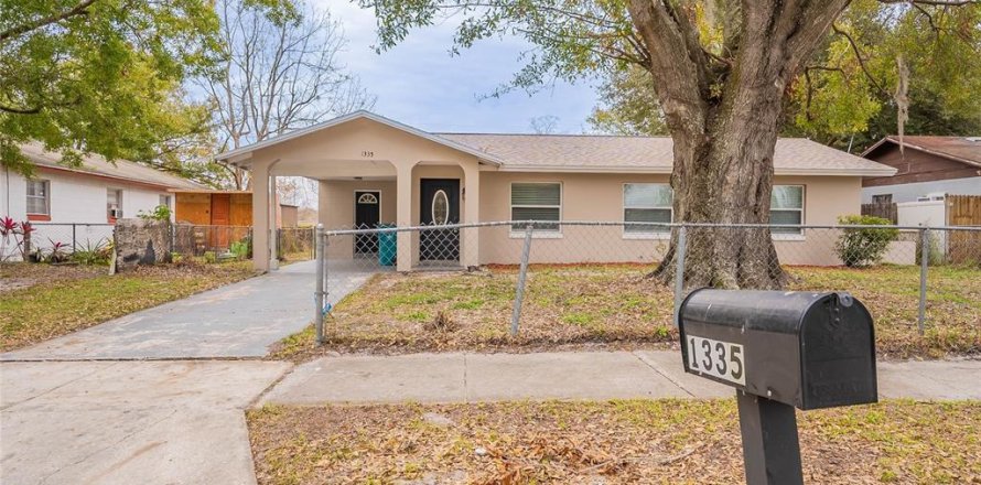 House in Orlando, Florida 3 bedrooms, 97.45 sq.m. № 1565803