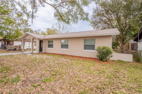 House in Orlando, Florida 3 bedrooms, 97.45 sq.m. № 1565803 - photo 4