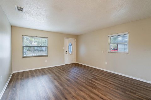 House in Orlando, Florida 3 bedrooms, 97.45 sq.m. № 1565803 - photo 6