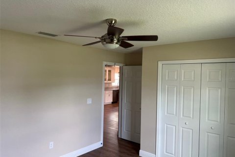 House in Ocala, Florida 4 bedrooms, 151.15 sq.m. № 1369842 - photo 14