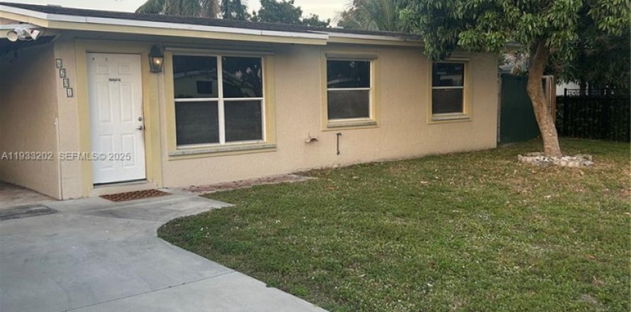 Дом в Дейви, Флорида 3 спальни, 83.61м2 № 1991984