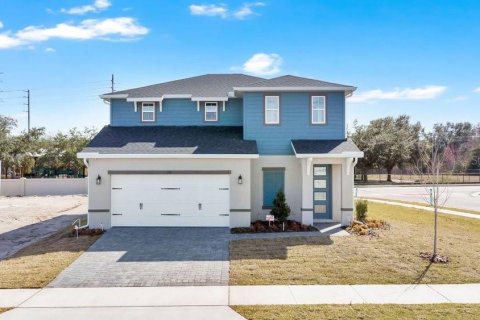 House in Orlando, Florida 5 bedrooms, 240.99 sq.m. № 2408404