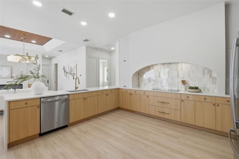 Casa en venta en Orlando, Florida, 5 dormitorios, 267.47 m2 № 2227329 - foto 20