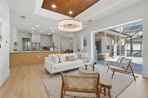 Casa en venta en Orlando, Florida, 5 dormitorios, 267.47 m2 № 2227329 - foto 30