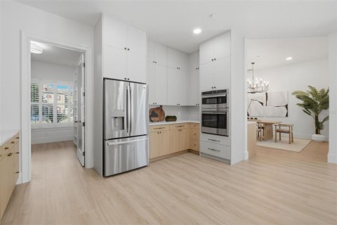 Casa en venta en Orlando, Florida, 5 dormitorios, 267.47 m2 № 2227329 - foto 24