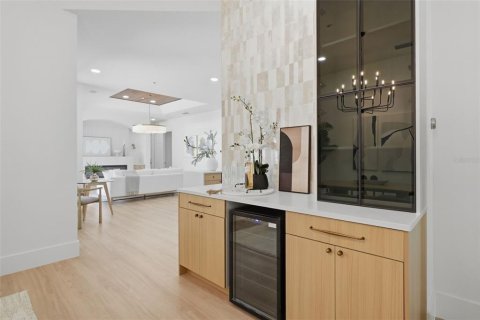 Casa en venta en Orlando, Florida, 5 dormitorios, 267.47 m2 № 2227329 - foto 10