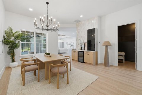 Casa en venta en Orlando, Florida, 5 dormitorios, 267.47 m2 № 2227329 - foto 9