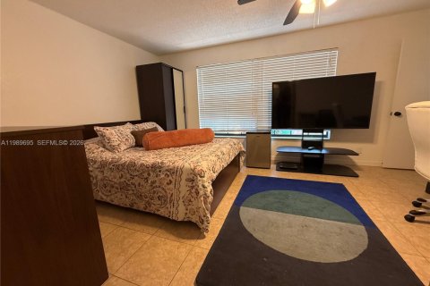 Condo in Davie, Florida, 3 bedrooms  № 2051676 - photo 20