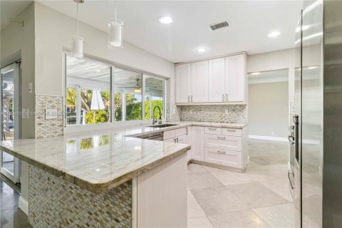 Villa ou maison à louer à Pompano Beach, Floride: 3 chambres, 170.29 m2 № 1946020 - photo 28