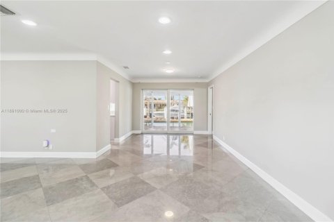 Villa ou maison à louer à Pompano Beach, Floride: 3 chambres, 170.29 m2 № 1946020 - photo 20