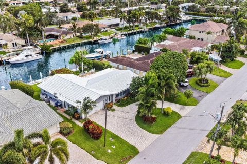 Villa ou maison à louer à Pompano Beach, Floride: 3 chambres, 170.29 m2 № 1946020 - photo 2