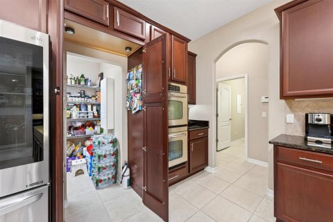 Casa en venta en Apopka, Florida, 5 dormitorios, 363.9 m2 № 2214249 - foto 14