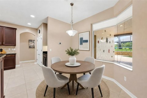 Casa en venta en Apopka, Florida, 5 dormitorios, 363.9 m2 № 2214249 - foto 9
