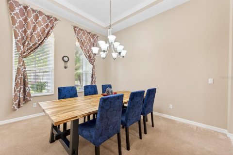 Casa en venta en Apopka, Florida, 5 dormitorios, 363.9 m2 № 2214249 - foto 7