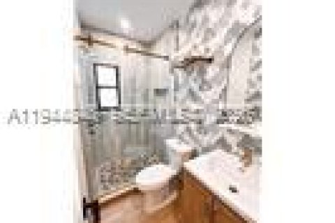 Villa ou maison à louer à Miami, Floride: 3 chambres, 144.56 m2 № 2001504 - photo 12