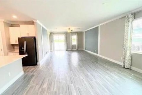 Touwnhouse à louer à Land O' Lakes, Floride: 3 chambres, 190.82 m2 № 2399330 - photo 6