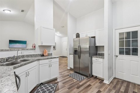 Casa en venta en Fort MC Coy, Florida, 3 dormitorios, 147.81 m2 № 1802428 - foto 9