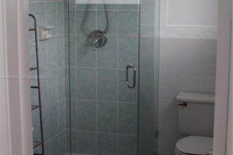 Condominio en venta en Pompano Beach, Florida, 2 dormitorios, 82.68 m2 № 2048073 - foto 8