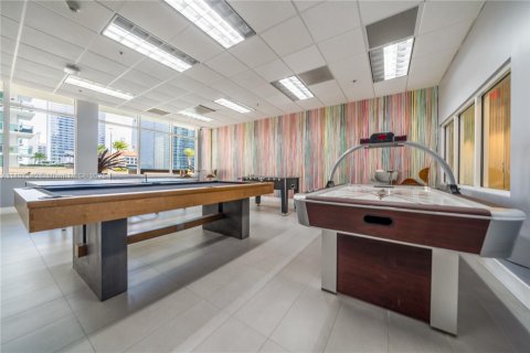 Condominio en alquiler en Miami, Florida, 1 dormitorio, 76.64 m2 № 2060042 - foto 26