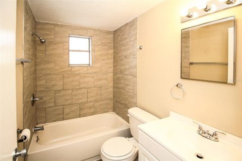 Casa en alquiler en Holiday, Florida, 2 dormitorios, 65.03 m2 № 1817551 - foto 10