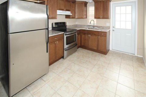Casa en alquiler en Holiday, Florida, 2 dormitorios, 65.03 m2 № 1817551 - foto 5