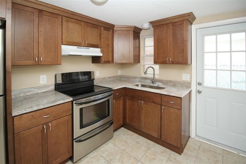 Casa en alquiler en Holiday, Florida, 2 dormitorios, 65.03 m2 № 1817551 - foto 13