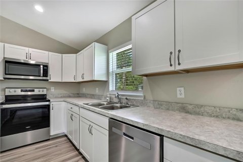 Casa en alquiler en Dunnellon, Florida, 3 dormitorios, 129.97 m2 № 1905921 - foto 12