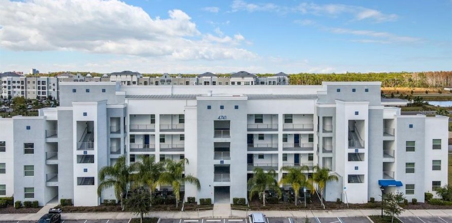 Condominio en Kissimmee, Florida, 3 dormitorios № 2206183