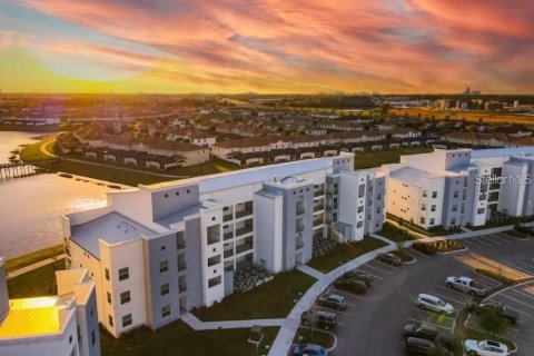 Condominio en venta en Kissimmee, Florida, 3 dormitorios, 123.47 m2 № 2206183 - foto 4
