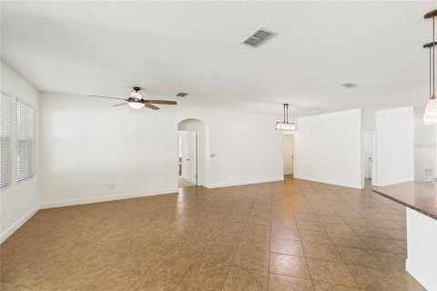 Villa ou maison à louer à Riverview, Floride: 3 chambres, 222.04 m2 № 2388628 - photo 9