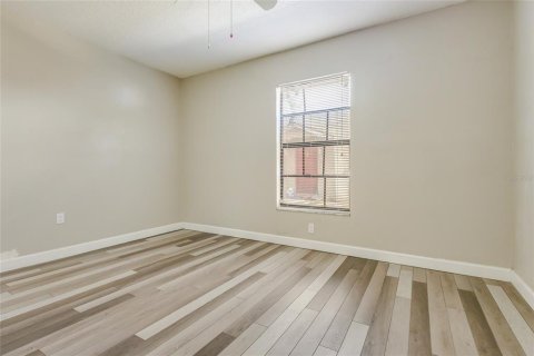 Купить коммерческую недвижимость в Тампа, Флорида 8 спален, 301.75м2, № 2201554 - фото 22