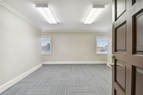 Commercial property in Lakeland, Florida 474.73 sq.m. № 2097521 - photo 26