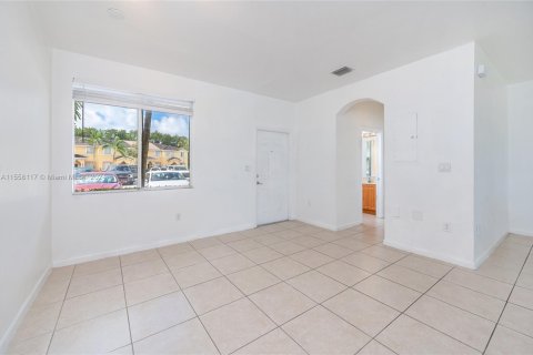 Touwnhouse à vendre à Homestead, Floride: 3 chambres, 120.96 m2 № 1863533 - photo 24