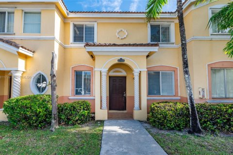 Touwnhouse à vendre à Homestead, Floride: 3 chambres, 120.96 m2 № 1863533 - photo 11