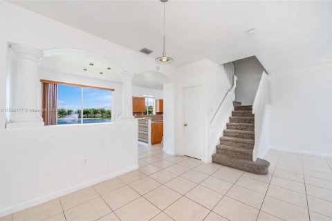 Touwnhouse à vendre à Homestead, Floride: 3 chambres, 120.96 m2 № 1863533 - photo 13