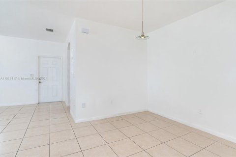 Touwnhouse à vendre à Homestead, Floride: 3 chambres, 120.96 m2 № 1863533 - photo 21