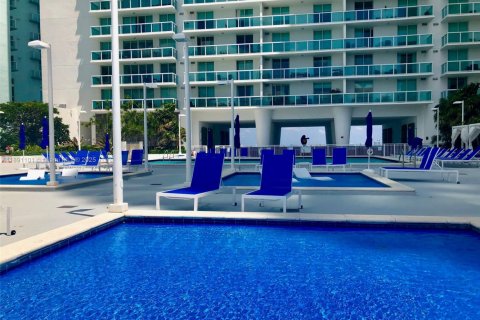 Condominio en alquiler en Miami, Florida, 1 dormitorio, 78.13 m2 № 1944407 - foto 22