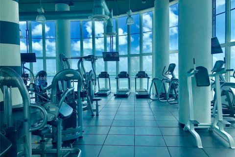 Condominio en alquiler en Miami, Florida, 1 dormitorio, 78.13 m2 № 1944407 - foto 30